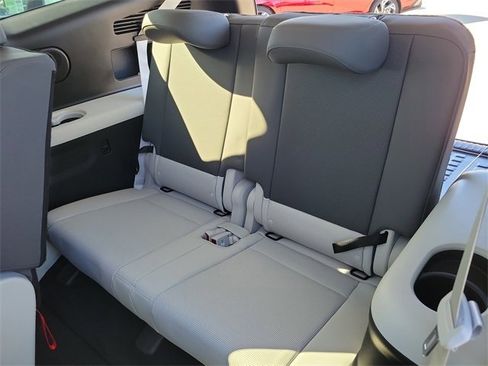 New 2026 Hyundai Ioniq 9 SEL image 21