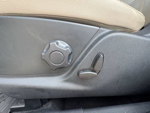 Used 2021 Ford EcoSport Titanium w/ Interior Protection Package FWD image 18