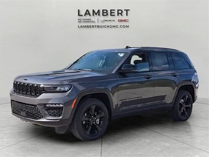 Used 2024 Jeep Grand Cherokee Limited w/ Black Appearance Package