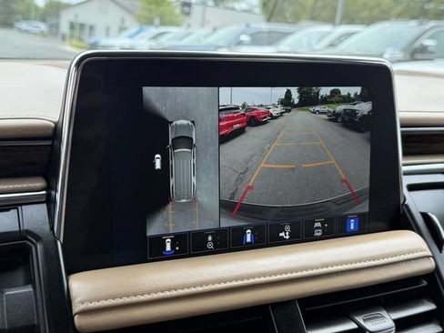 Certified 2023 Chevrolet Tahoe Premier AWD/4WD image 16