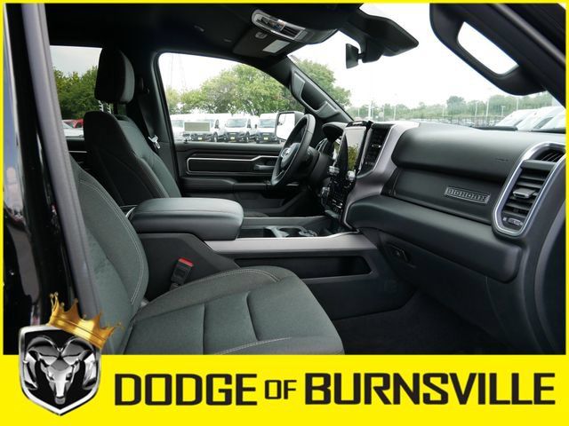 Used 2025 RAM 1500 Big Horn AWD/4WD image 16