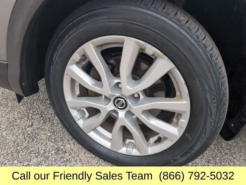 Used 2020 Nissan Rogue Sport SV w/ All-Weather Package AWD/4WD image 26