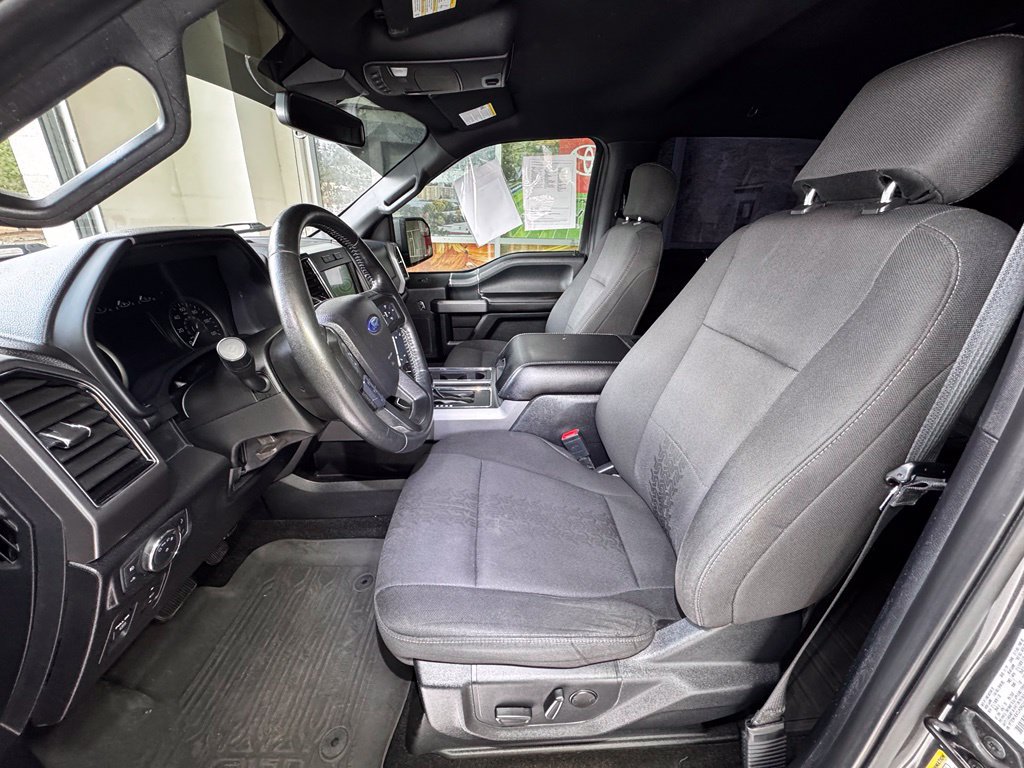 Used 2020 Ford F150 XLT w/ Equipment Group 302A Luxury AWD/4WD image 19