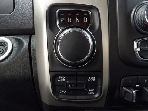 Used 2017 RAM 1500 Big Horn AWD/4WD image 40