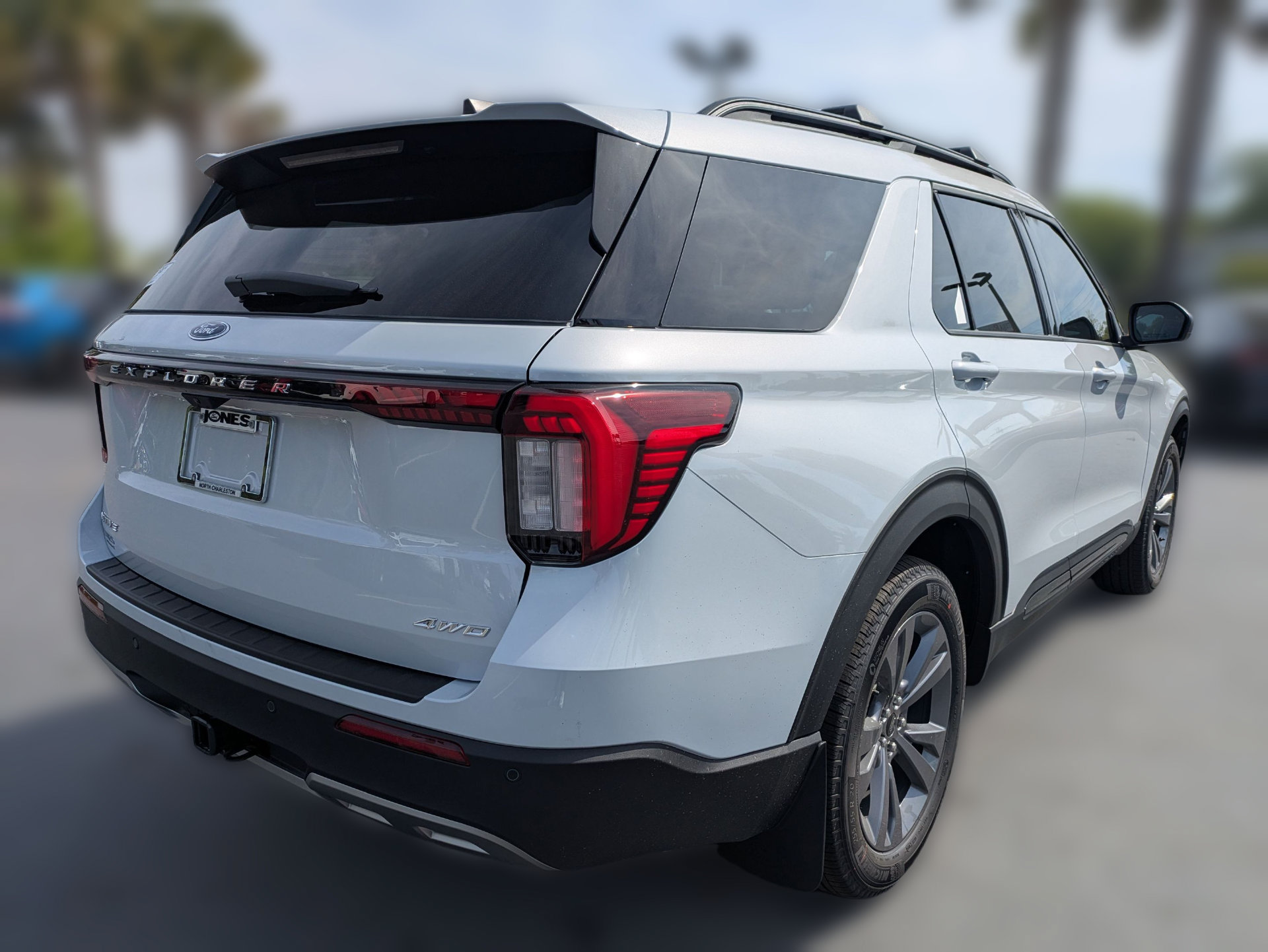 New 2026 Ford Explorer Active w/ Active Comfort Package AWD/4WD image 5
