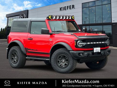 Used 2023 Ford Bronco Wildtrak image 1