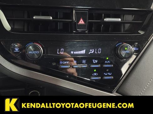 Used 2022 Toyota Camry SE FWD image 20
