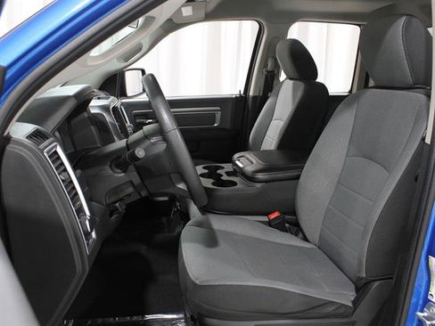 Used 2024 RAM 1500 Classic SLT image 5