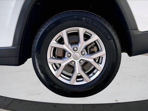 Used 2021 Jeep Grand Cherokee L Limited image 37