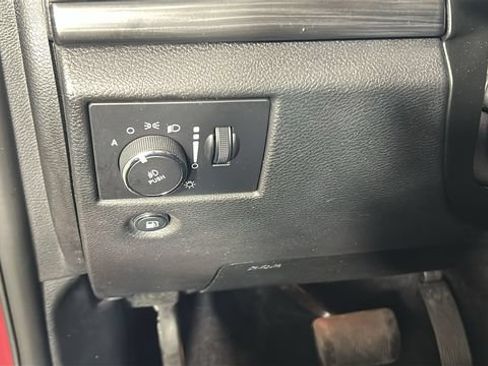 Used 2020 Jeep Grand Cherokee Altitude AWD/4WD image 20
