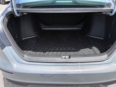 Used 2025 Honda Accord SE image 25