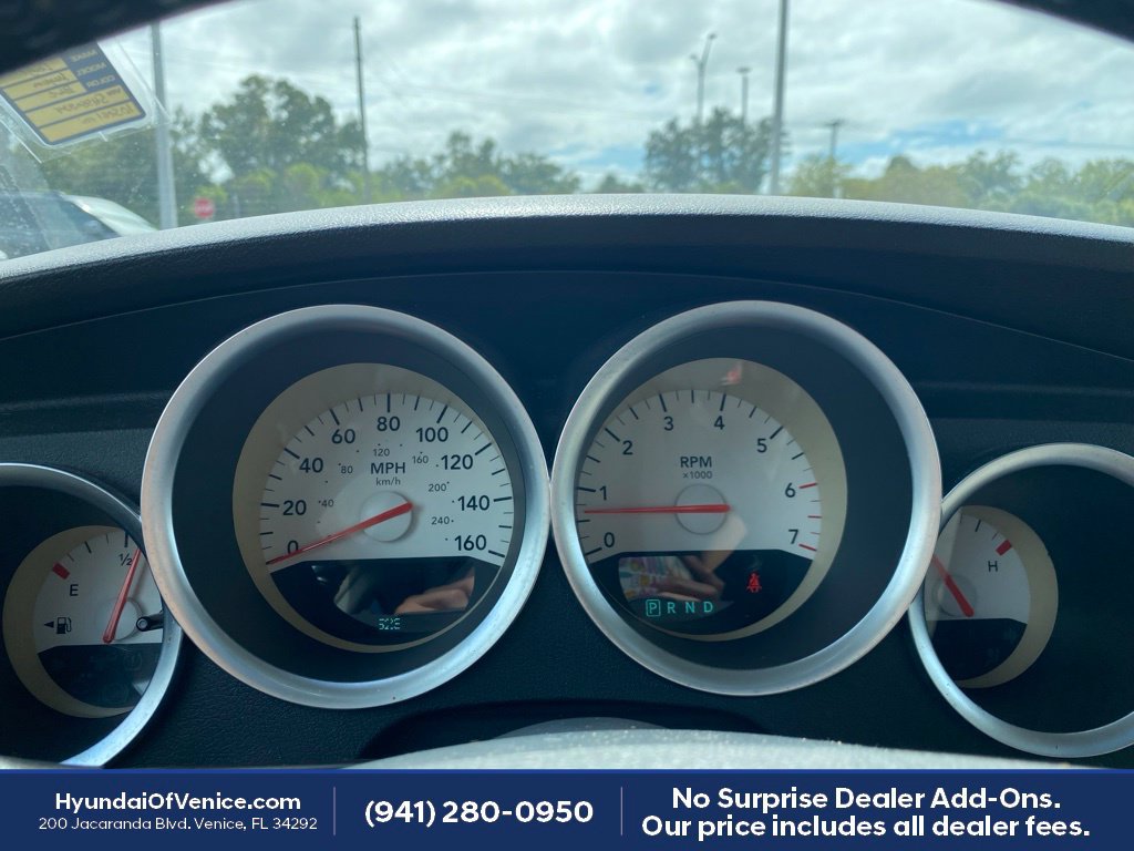 Used 2005 Dodge Magnum R/T w/ Convenience Group II RWD image 17