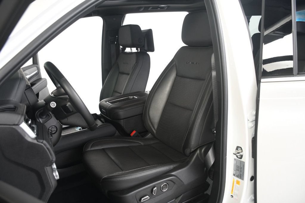 Used 2024 GMC Yukon XL Denali AWD/4WD image 31