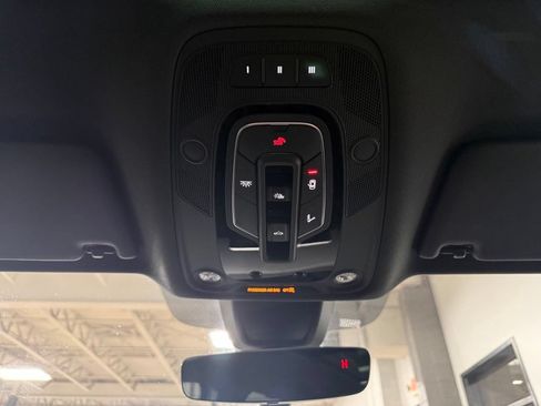 Used 2018 Audi Q5 Prestige w/ Prestige Package AWD/4WD image 16