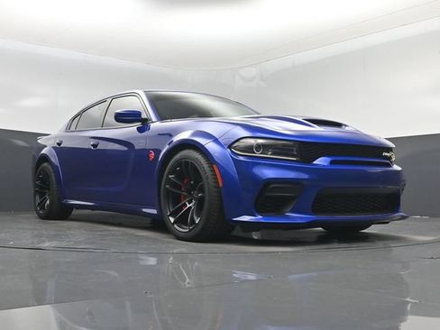 Used 2022 Dodge Charger SRT Hellcat w/ Harman/Kardon Audio Group RWD image 23