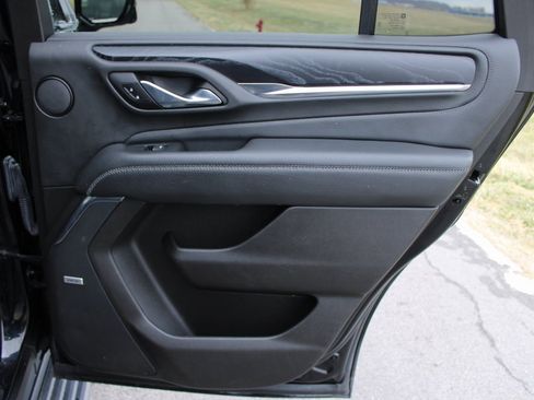 Used 2021 GMC Yukon Denali image 20