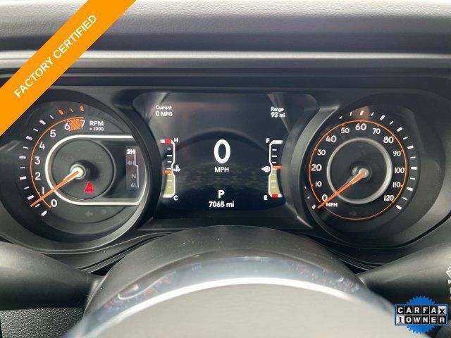 Used 2026 Jeep Wrangler Unlimited Sahara AWD/4WD image 35
