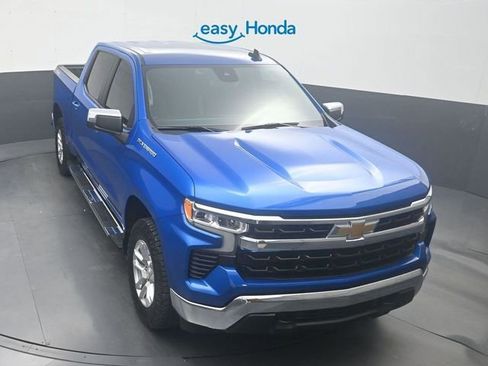 Used 2022 Chevrolet Silverado 1500 LT w/ Protection Package AWD/4WD image 19