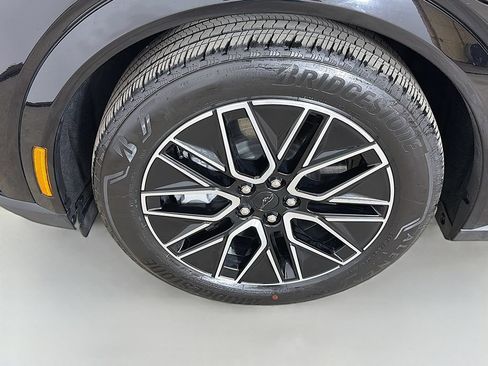 Used 2025 Ford Mustang Mach-E Premium AWD/4WD image 22