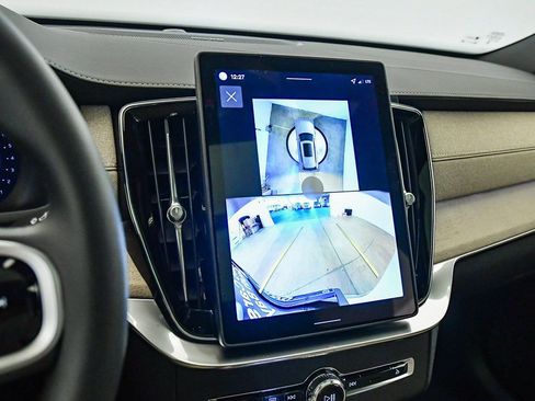 New 2026 Volvo XC90 B6 Plus w/ Protection Package AWD/4WD image 29