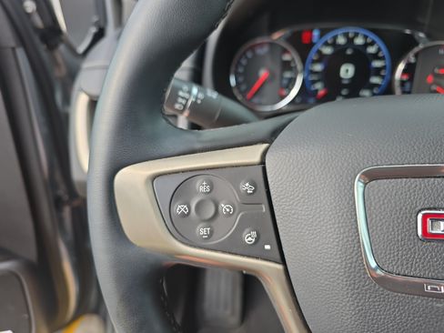 Used 2024 GMC Terrain Denali w/ Denali Premium Package AWD/4WD image 31