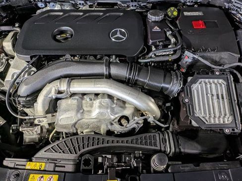 Certified 2024 Mercedes-Benz GLA 250 image 27