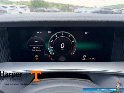 Used 2025 Volkswagen Tiguan SE R-Line AWD/4WD image 15