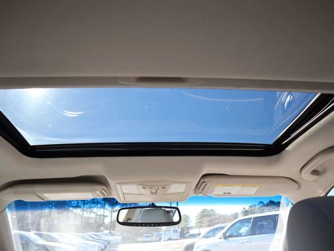 Used 2011 INFINITI G25 Journey w/ Moonroof Pkg image 30