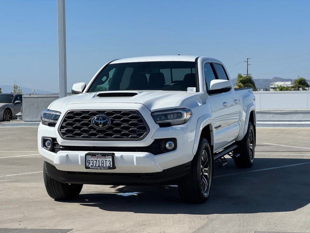 Used 2023 Toyota Tacoma TRD Sport w/ Black Out Package (TMS) AWD/4WD image 4