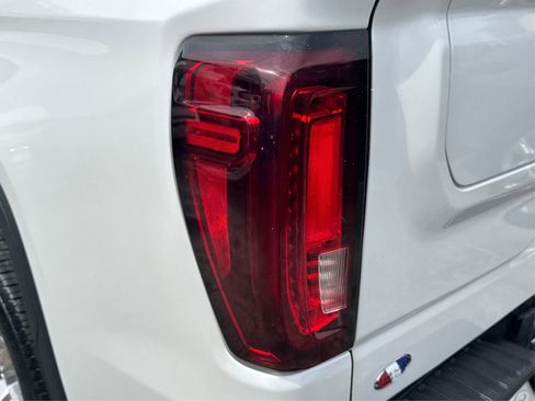 Certified 2024 GMC Sierra 1500 Denali w/ Technology Package image 19