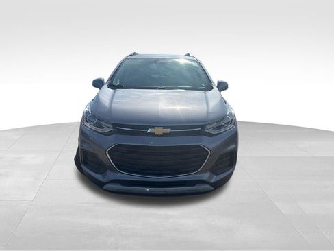 Used 2019 Chevrolet Trax LT w/ LT Convenience Package FWD image 8