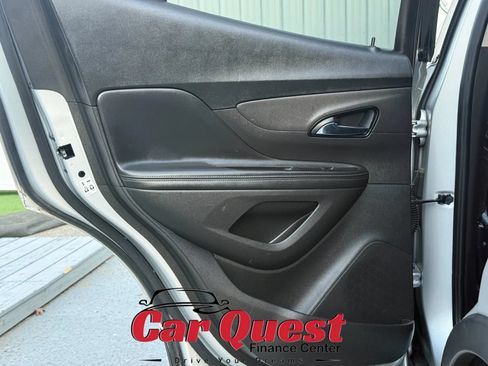 Used 2020 Buick Encore Essence AWD/4WD image 13