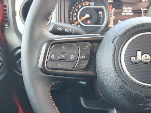 Used 2024 Jeep Gladiator Sport AWD/4WD image 29