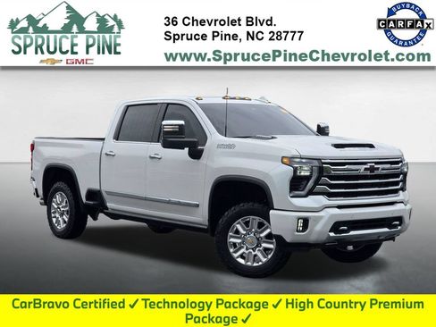 Used 2025 Chevrolet Silverado 2500 High Country w/ High Country Premium Package AWD/4WD image 1