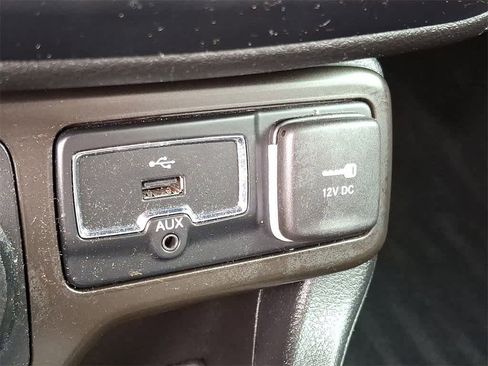 Used 2020 Jeep Renegade Sport w/ Sport Appearance Group image 26