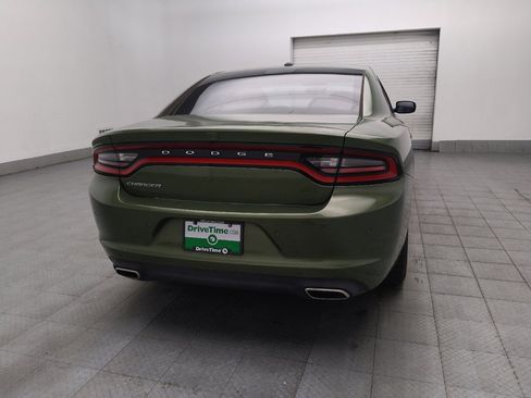 Used 2022 Dodge Charger SXT w/ Driver Convenience Group RWD image 7