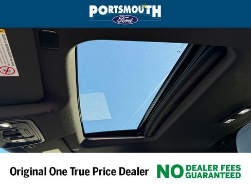 Used 2023 Chevrolet Silverado 2500 High Country w/ Z71 Off-Road Package image 8