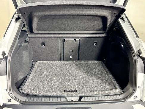 New 2025 Volkswagen ID.4 Pro S Plus image 22