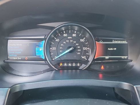 Used 2016 Ford Explorer XLT w/ Equipment Group 202A FWD image 15