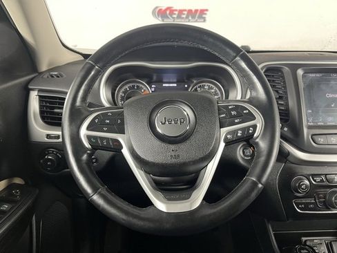 Used 2016 Jeep Cherokee Limited w/ Luxury Group image 13