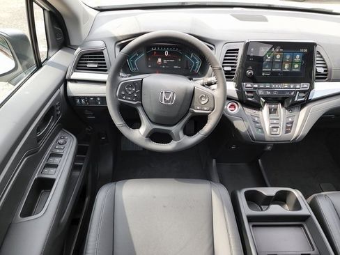 Used 2024 Honda Odyssey EX-L image 23