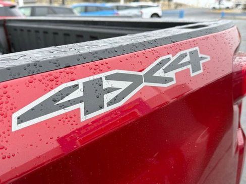 New 2026 Chevrolet Silverado 1500 RST w/ Dark Appearance Package image 9