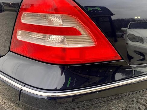 Used 2002 Mercedes-Benz C 240 Sedan image 13