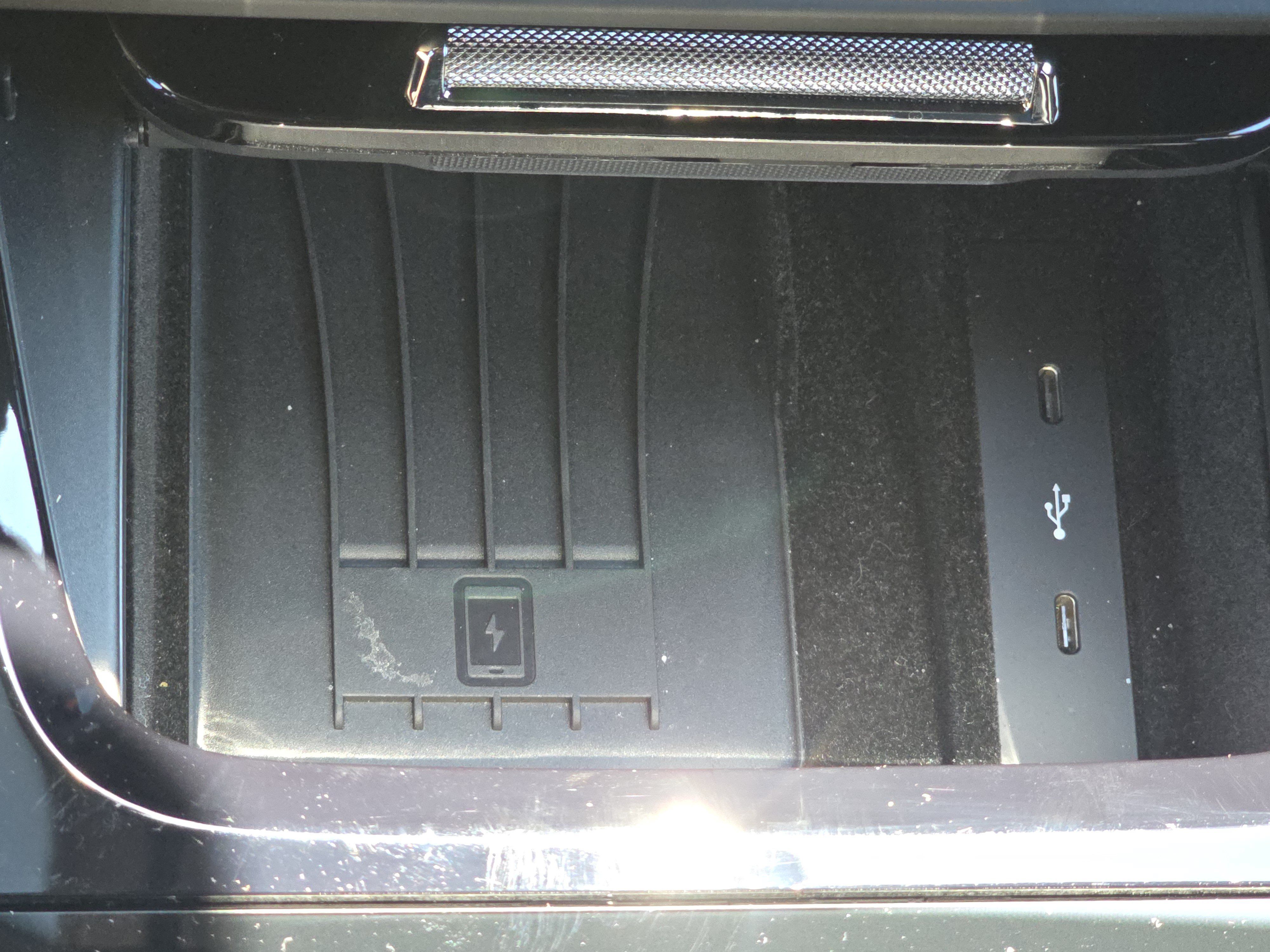Certified 2025 Porsche Cayenne AWD/4WD image 18