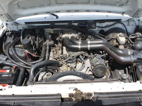 Used 1997 Ford F350 4x4 Crew Cab image 9