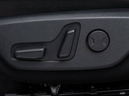 Used 2022 Kia EV6 Wind w/ Wind Technology Package image 21