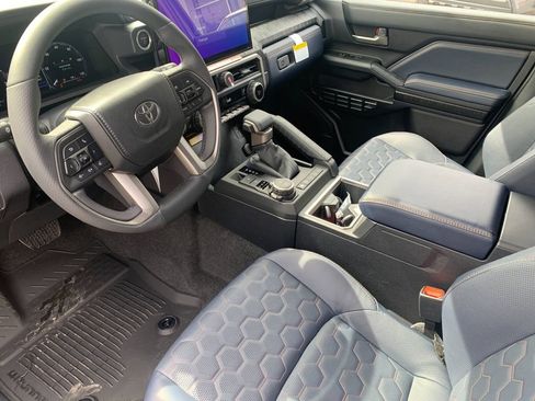 New 2026 Toyota 4Runner Platinum image 10