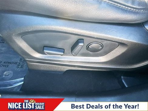 Used 2020 Ford Explorer XLT w/ Equipment Group 202A image 32