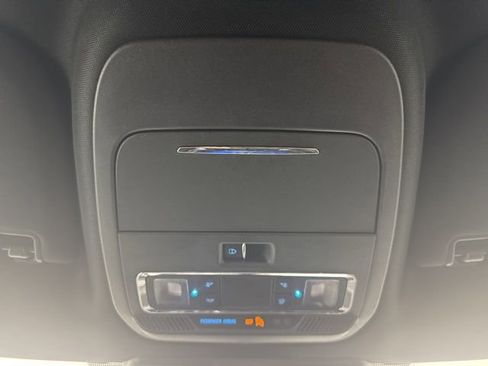 Certified 2022 Ford F150 Platinum w/ Equipment Group 701A High image 13