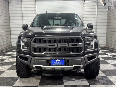 Used 2019 Ford F150 Raptor w/ Equipment Group 802A Luxury image 3
